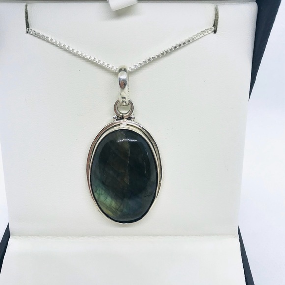 Silver Large Oval Labradorite Pendant & 18.25” Long Box Chain